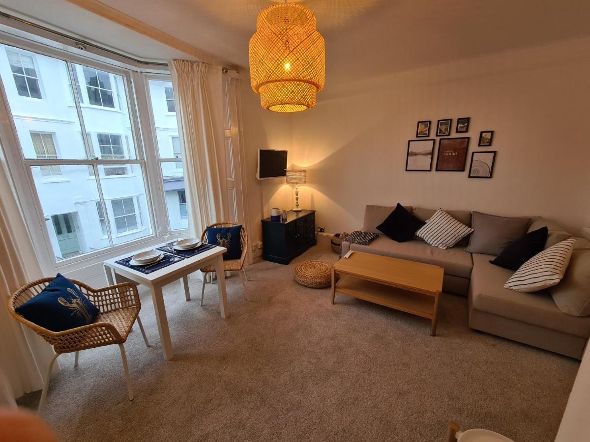 Centrally Located, Comfortable Apartment Near Station, Beach And North Laines Brighton Exterior foto